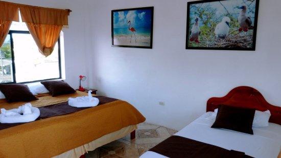 Hostal Sandrita Puerto Villamil Exterior foto